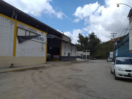 En Venta Galpón 1711m2 El Tambor, Los Teques. Daniela J