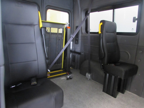 Imagem 9 de 14 de Renault Master Acessível 2021