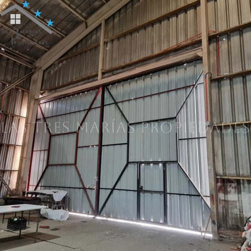 Gran Bodega En Jaime Repullo Con 1300 M2 (138155)