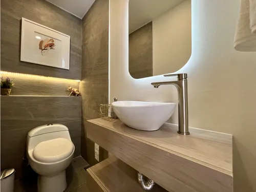 150m2 Casa En El Poblado