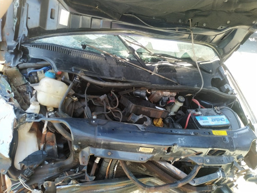 Imagem 7 de 11 de Sucata Fiat Doblo Adventure 1.8 8v Ano 2006 Manual
