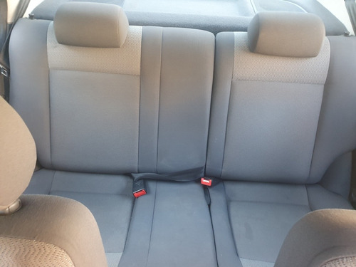 Volkswagen Gol 1.6 I Comfortline 70a 2010