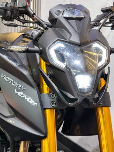 Victory Venom 250