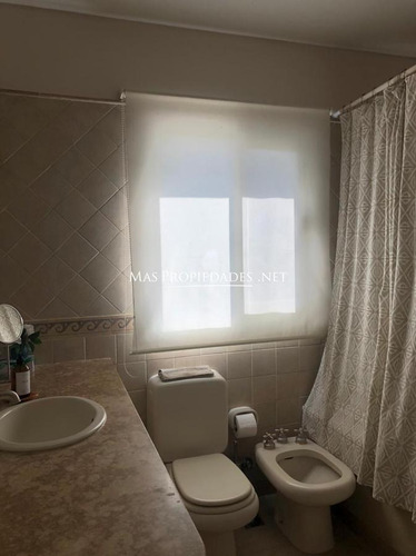 Imagen 10 de 16 de Casa En Venta En Guillermo E Hudson Abril Club De Campo 6 Ambientes