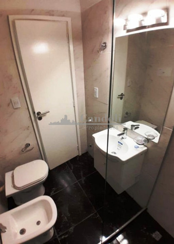 Departamento En Venta 2 Ambientes - Centro, Lateral Reciclado