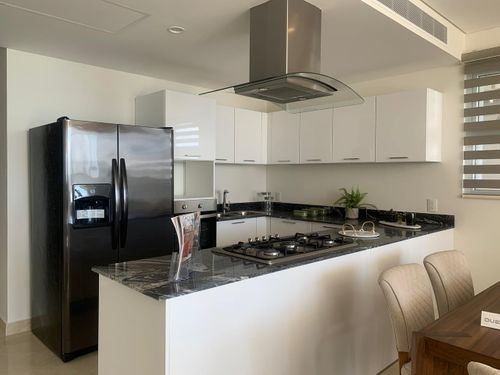 Imagen 3 de 10 de Departamento En Venta En Zona Dorada