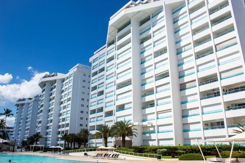Vendo Lujoso Apartamento Ubicado En Marbella, Juan Dolió