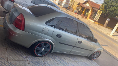 Imagem 5 de 6 de Chevrolet - Corsa 1.0 Mpfi Maxx Sedan 8v