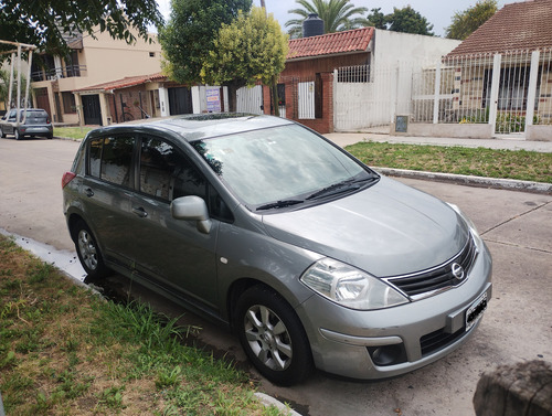Nissan Tiida 1.8 Acenta