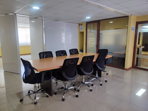 Oficina Amplia En Centro De Concepción