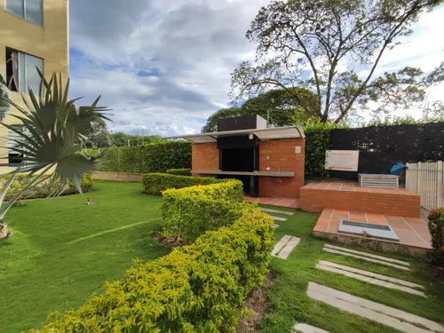 Apartamento En Arriendo En Prados Del Este. Cod A30713