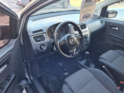 Imagen 4 de 13 de Volkswagen Suran 2014 1.6 Trendline 11b