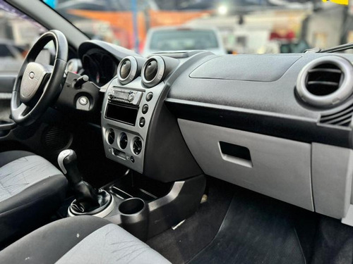 Ford Fiesta 1.6 MPI HATCH 8V FLEX 4P MANUAL
