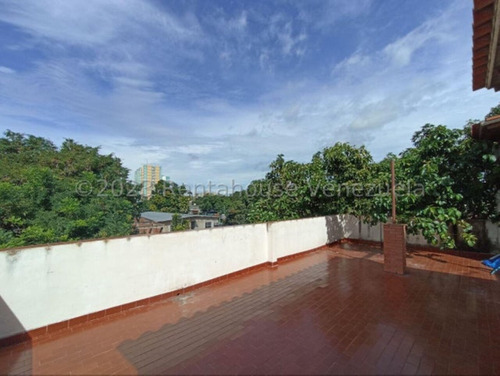 Milagros Inmuebles Edificio Venta Barquisimeto Lara Zona Oeste Economica Residencial Economico Comercial Código Inmobiliaria Rent-a-house 24-16570