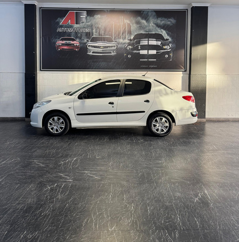 Peugeot 207 1.4 Sedan Xr