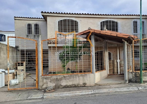 Casa En Residencia La Floresta , La Victoria, Estado Aragua