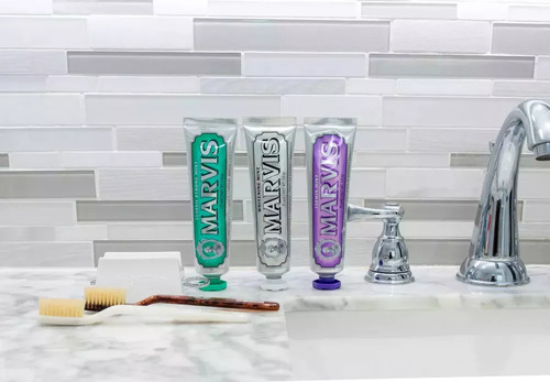 Marvis Whitening Hortelã Totaste, 3,8 Onzas, 85 Ml