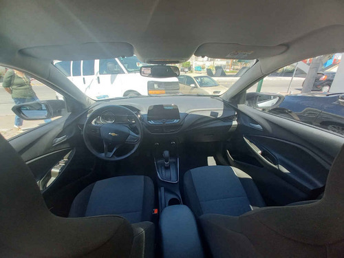 Imagen 10 de 15 de Chevrolet Onix 2021 4p Ls L3/1.0/t Aut (b)