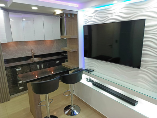 Rbr Vende Apartamento En La Urb Villas Geica