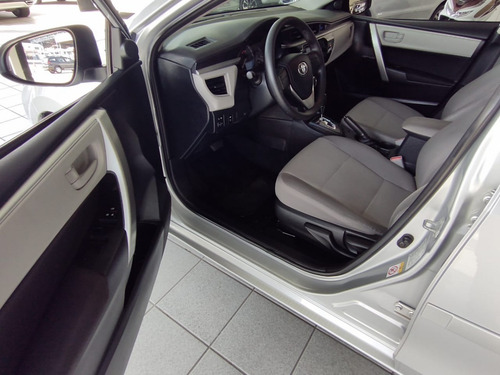 Imagem 10 de 14 de Toyota Corolla