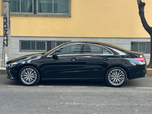 Mercedes-Benz Clase CLA 1.6 200 Cgi Sport At