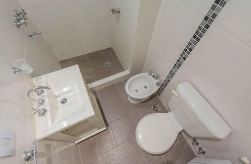 Venta Depto. Stos. Lugares- 2 Amb.-balcón-a. Cred.