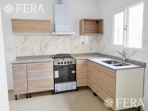 Imagen 8 de 17 de Venta De Departamento 3 Ambientes De Bernal (24225)