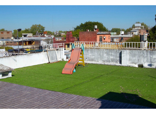 Venta Casa Multi-vivienda (2 Casas De 2 Dorm. + Comercio) Apta Credito