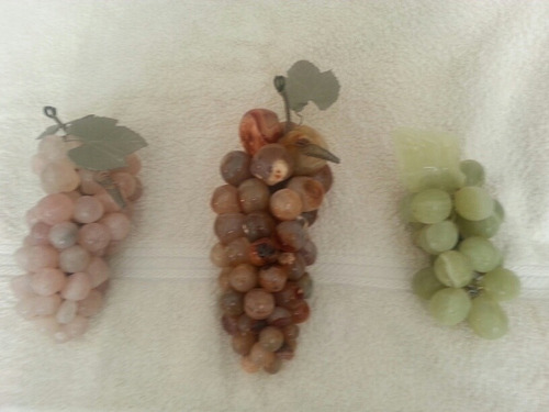 Uvas En Piedras De Cuarzo