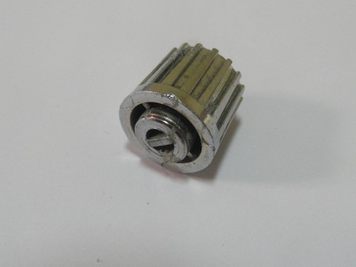 Imagem 3 de 4 de Knob Solto Para Toca Fita Tkr 210m / 260m / 610m Cromado