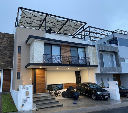 Equipada Casa En Venta- Zibatá