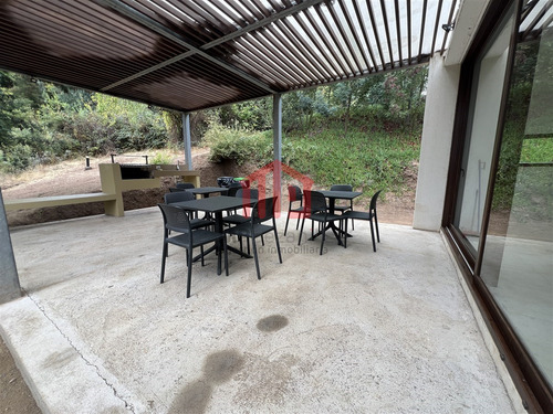 Depto En Arriendo Casi Nuevo - Los Almendros