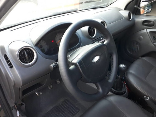 Fiesta 1.0 Mpi 8v Gasolina 4p Manual