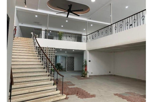 Local Comercial En Alquiler Zona Colonial Ensanche Santo Domingo