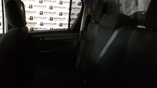 Imagen 4 de 24 de Toyota Hilux Dx 4x4 L/n 150cv 2016