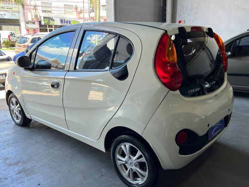 Imagen 9 de 16 de Chery Qq 1.0 Security Full Les Automotores