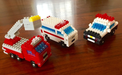 Brinquedo Bloco De Montar Mini Peça Educativo Colecionavel Quantidade De Peças 101 Versão Do Personagem Carro De Policia