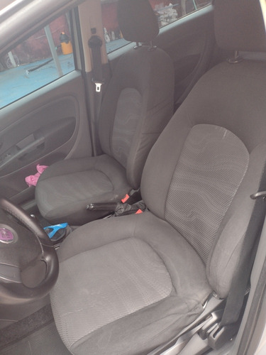 Fiat Punto 2012 1.4 Itália Flex 5p