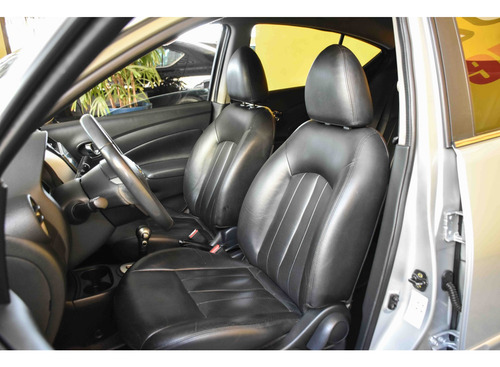 Nissan Versa 1.6 16V FLEX UNIQUE 4P XTRONIC
