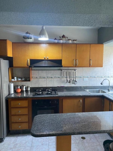 Imagen 11 de 21 de Se Vende Apartamento En El Conj. Res. Monte Carmelo. Cod: Foa-1674