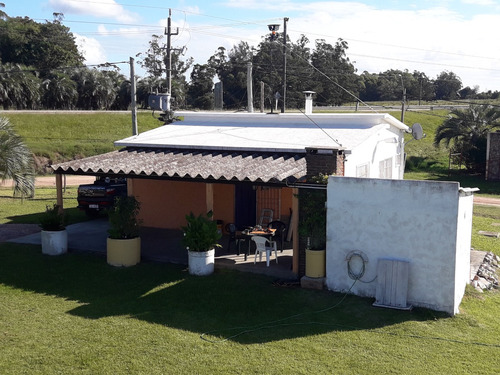 Castillos - Rocha , Venta De Casa Excelente Estado.