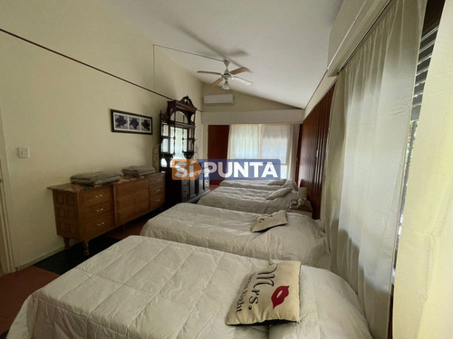 Imagen 13 de 30 de Casa En Venta - Cantegril