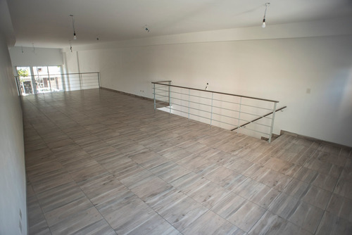Alquiler Local Comercial Bernal Centro