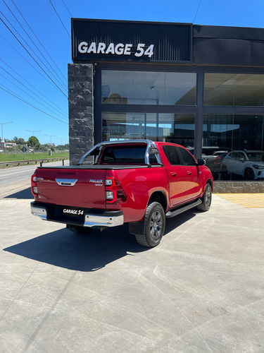 Toyota Hilux Srv