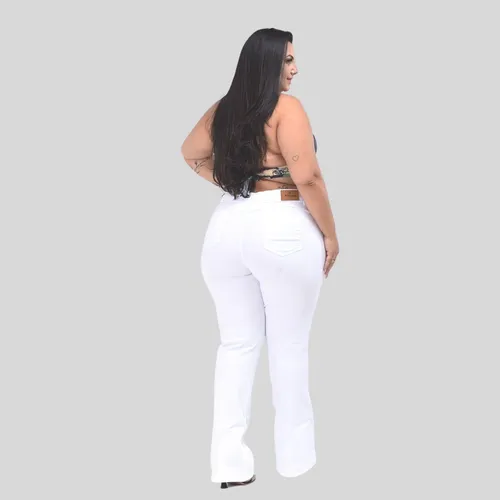 Calça flare hotsell tamanho grande