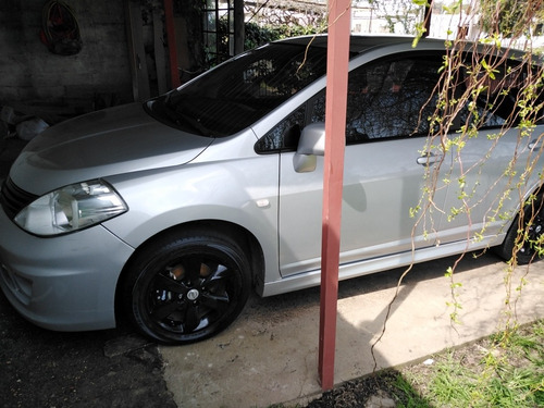 Nissan Tiida 2013 1.8 Emotion Mt