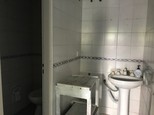 Imagen 3 de 5 de Local En Venta En San Isidro
