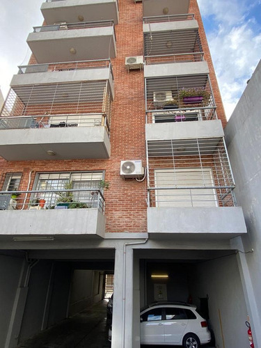 Imagen 16 de 17 de Monoambiente Divisible Con Parrilla En Villa Urquiza - 1 Ambiente