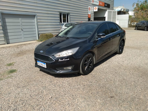 Ford Focus III 1.6 S
