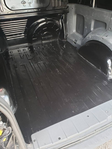 Imagem 11 de 15 de Fiat Fiorino 1.4 Mpi Furgão Hard Working 8v Flex 2p Manual